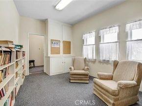 724 Glenoaks Boulevard, Burbank CA 91502