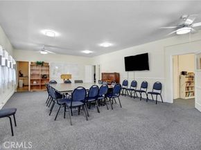 724 Glenoaks Boulevard, Burbank CA 91502