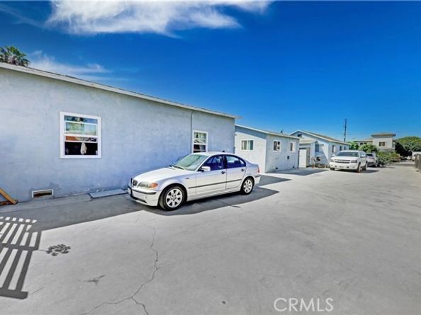 908 Mcfarland Avenue, Wilmington (los Angeles) CA 90744