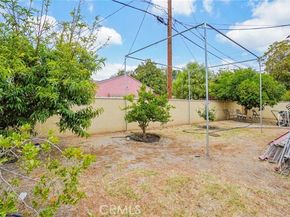 6355 Peach Avenue, Van Nuys (los Angeles) CA 91411