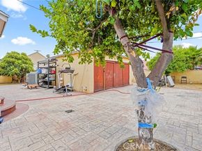 6355 Peach Avenue, Van Nuys (los Angeles) CA 91411
