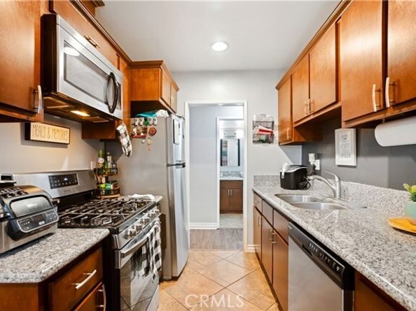 985 S Idaho, La Habra CA 90631