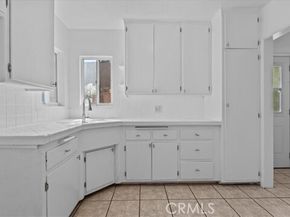 1304 N Fries, Wilmington (los Angeles) CA 90744