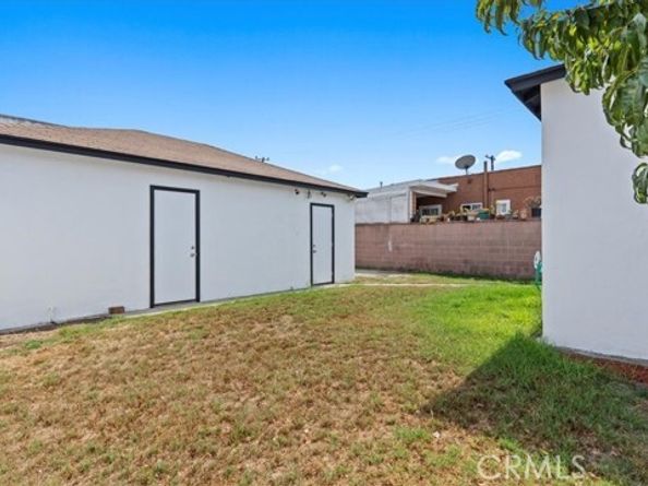 1304 N Fries, Wilmington (los Angeles) CA 90744