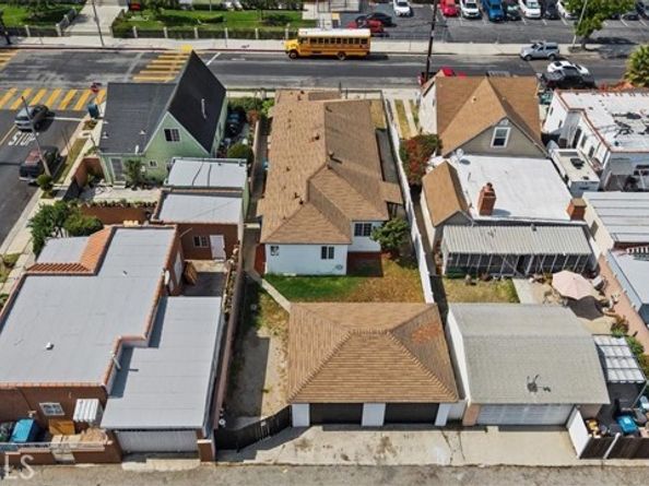 1304 N Fries, Wilmington (los Angeles) CA 90744