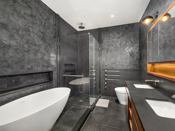 60 Broadway 7K, Brooklyn NY 11249