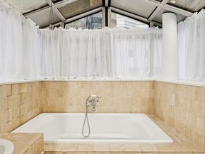 131 East 39th Street 4, New York NY 10016