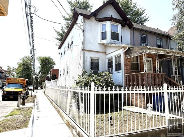 3724 Ave J, Brooklyn NY 11210