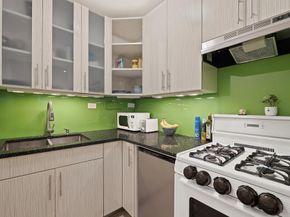 315 West 55th Street 1D, New York NY 10019