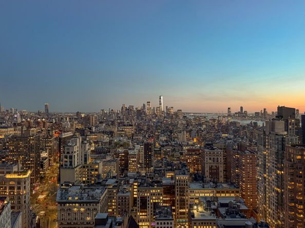 25 West 28th Street PH40C, New York NY 10001