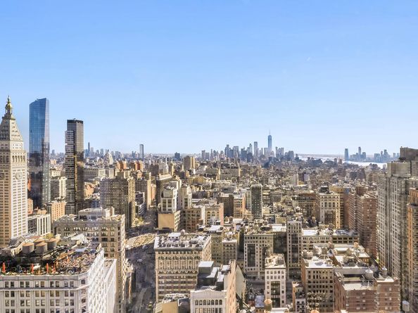 25 West 28th Street PH40C, New York NY 10001