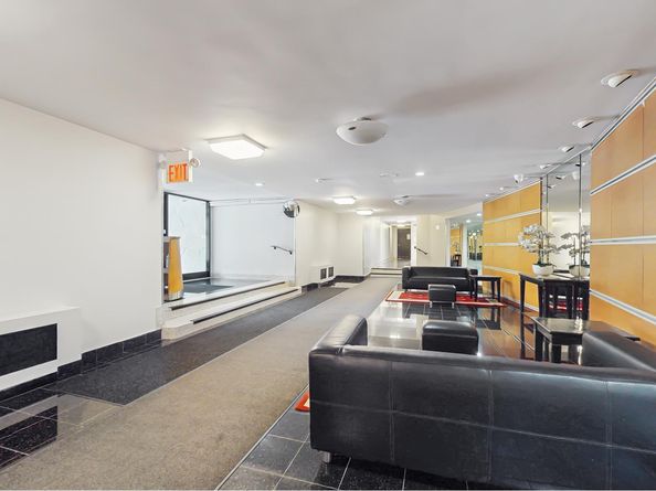 599 East 7th Street 2B, Brooklyn NY 11218