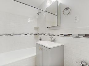 599 East 7th Street 2B, Brooklyn NY 11218