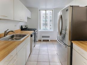 220 East 65th Street 9M, New York NY 10065
