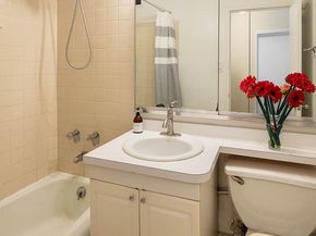 129 Barrow Street 3A, New York NY 10014