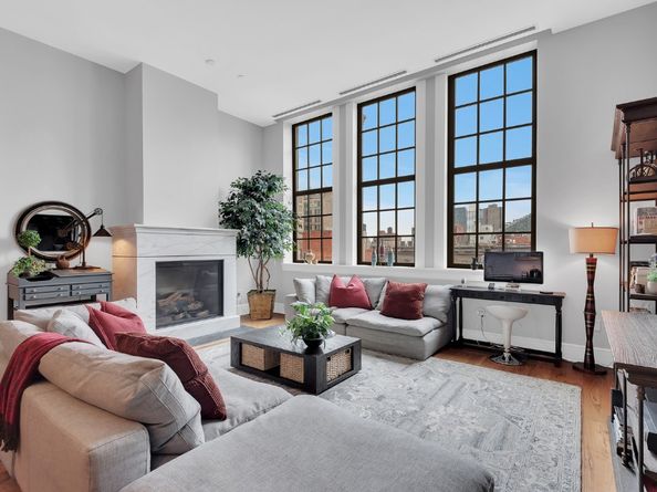 520 West 45th Street 5B, New York NY 10036