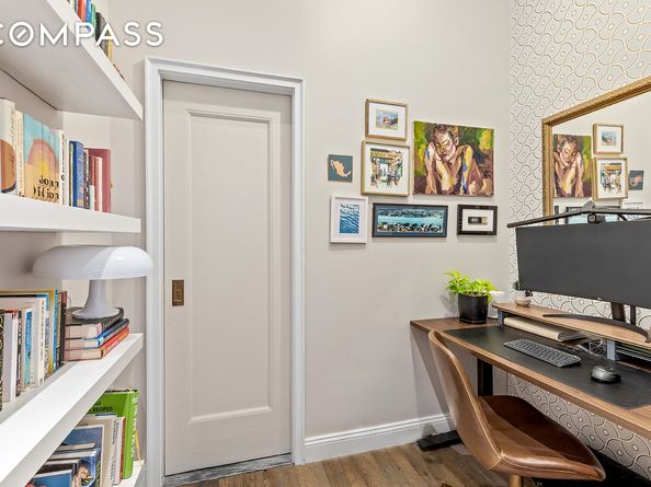 201 West 16th Street 1A, New York NY 10011