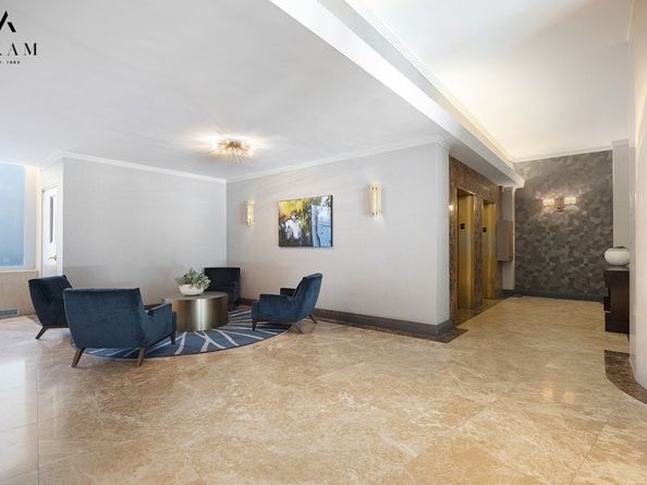 239 East 79th Street 8A, New York NY 10075