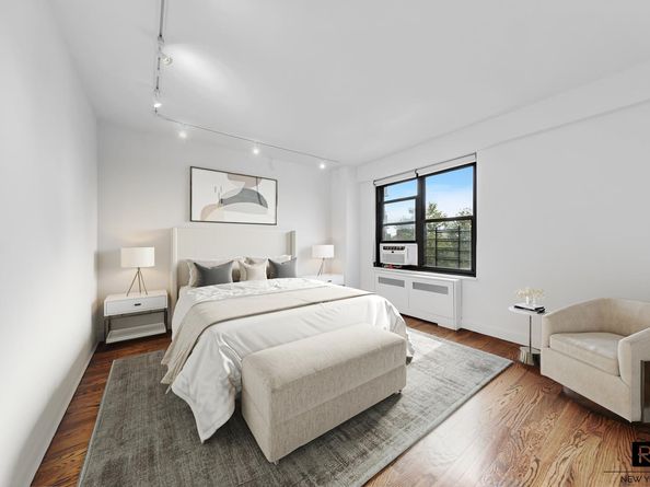264 East Broadway C405, New York NY 10002