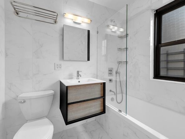 264 East Broadway C405, New York NY 10002