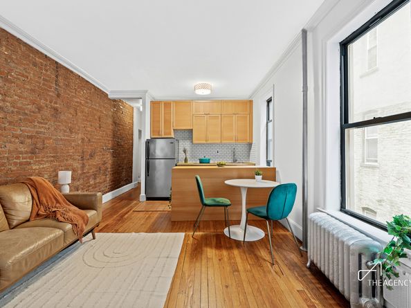 423 15th Street 2B, Brooklyn NY 11215
