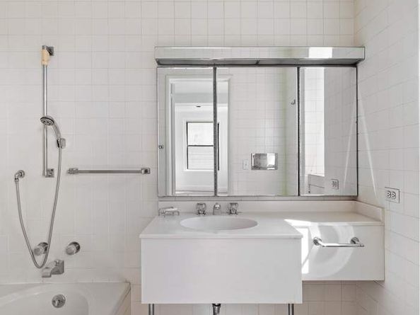 920 Fifth Avenue 10B, New York NY 10021