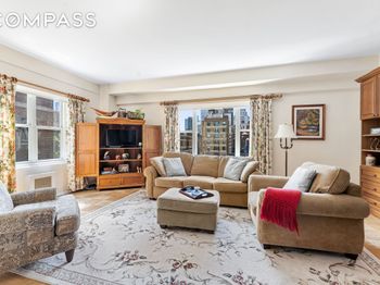 310 Lexington Avenue