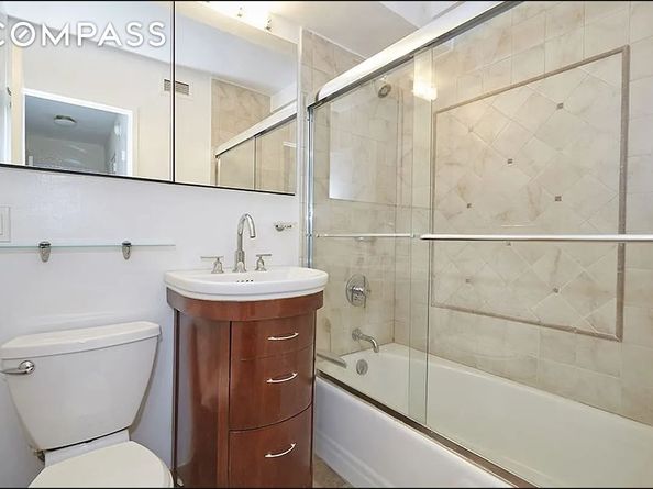 79 West 12th Street 3H, New York NY 10011
