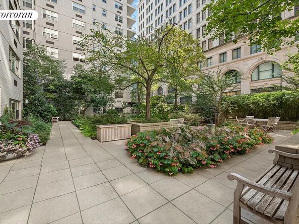 70 East 10th Street 7P, New York NY 10003