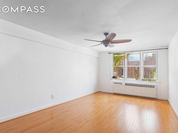 227 Ocean Parkway 7F, Brooklyn NY 11218