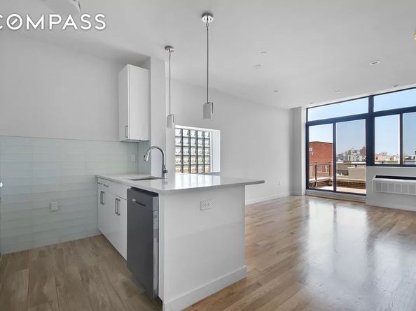 23-16 31st Avenue 7D, Queens NY 11106