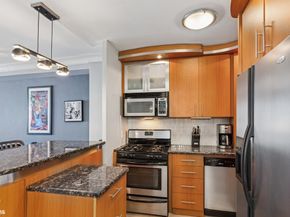 330 3rd Avenue 15H, New York NY 10010