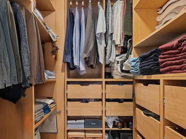 330 3rd Avenue 15H, New York NY 10010
