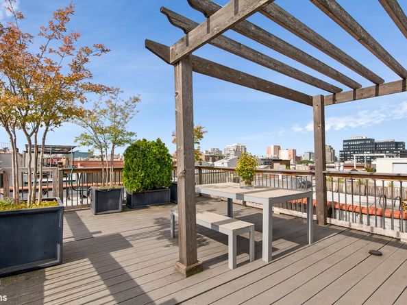 12 Lincoln Place 4, Brooklyn NY 11217