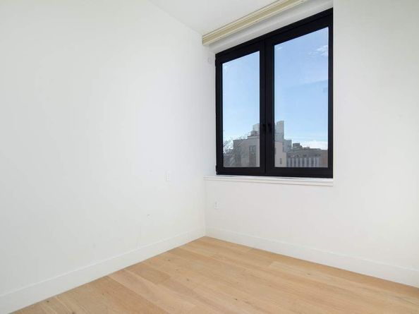 550 Metropolitan Avenue PHA, Brooklyn NY 11211