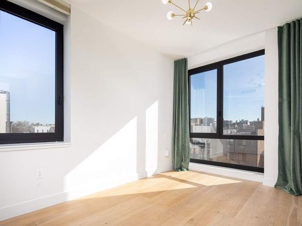 550 Metropolitan Avenue PHA, Brooklyn NY 11211