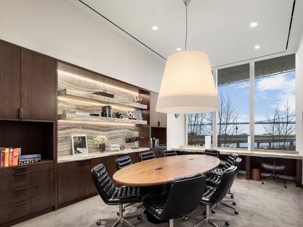 252 South Street 40G, New York NY 10002