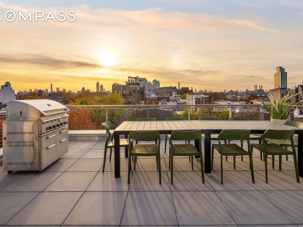 584 Leonard Street PHB, Brooklyn NY 11222