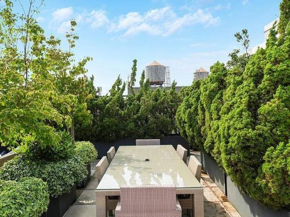 140 West 22nd Street 4C, New York NY 10011