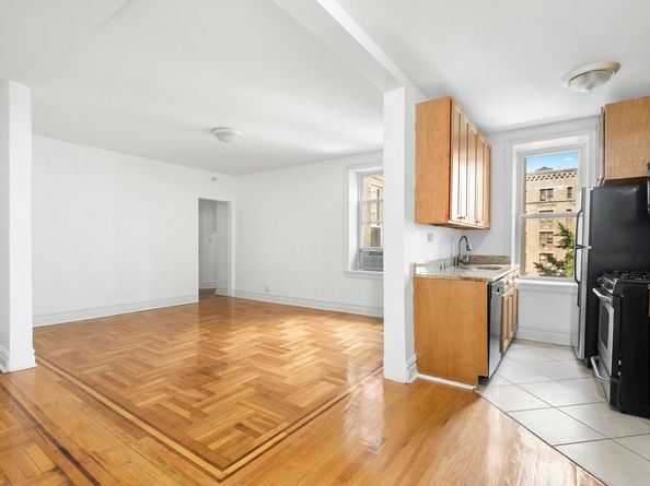 811 Walton Avenue C1, Bronx NY 10451