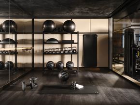 685 5th Avenue PHB, New York NY 10022