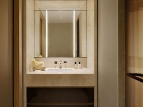 685 5th Avenue PHB, New York NY 10022