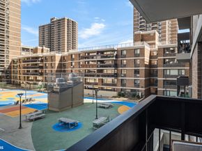 77 Fulton Street 4M, New York NY 10038