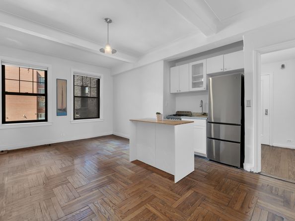 141 East 3rd Street 3A, New York NY 10009