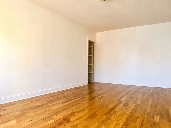 811 Walton Avenue B15, Bronx NY 10451