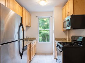 811 Walton Avenue B15, Bronx NY 10451