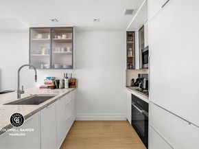 222 East Broadway 2B, New York NY 10002