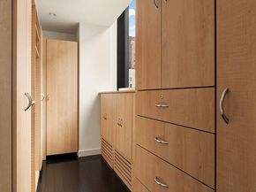 15 Union Square W 30, New York NY 10003