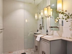 15 Union Square W 30, New York NY 10003