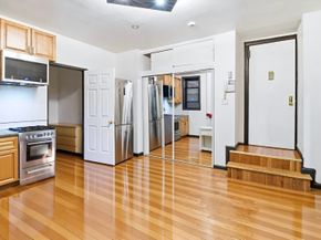 21-38 35th Street 1C, Queens NY 11105